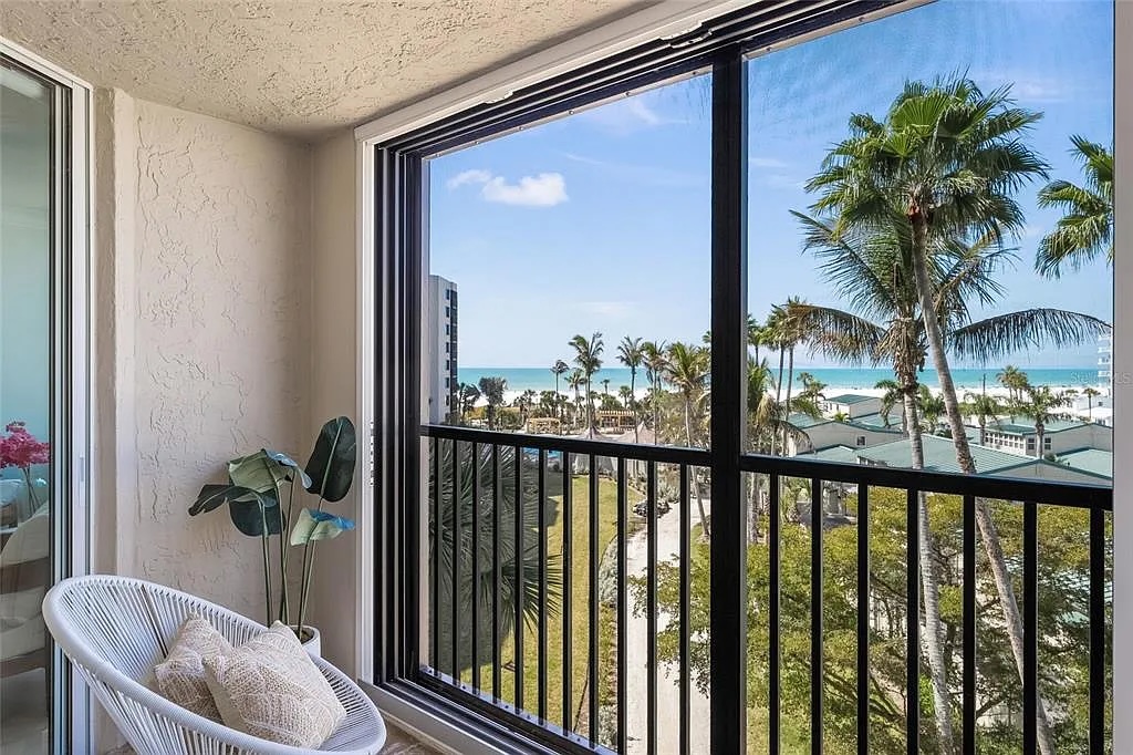 Siesta Key beachfront